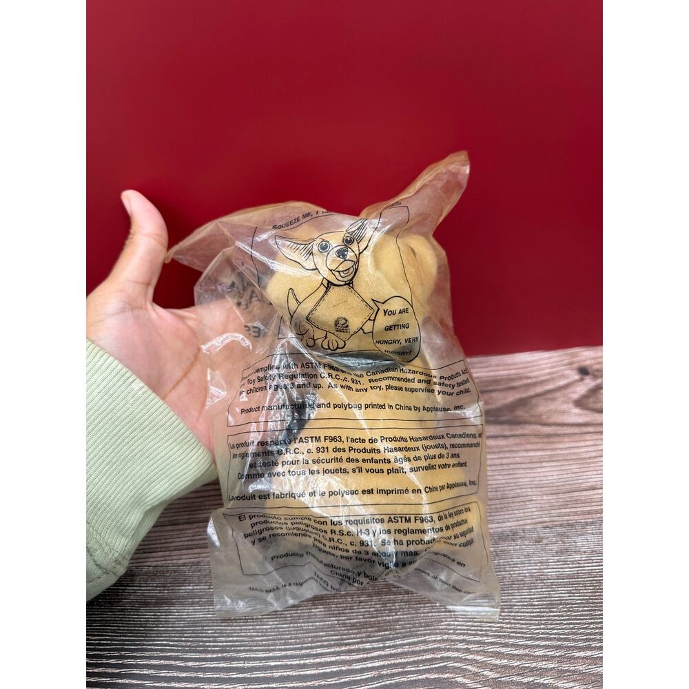 Vintage Taco Bell Talking Chihuahua Plush Applause Sealed 1990s Promo - Picture 4 of 5